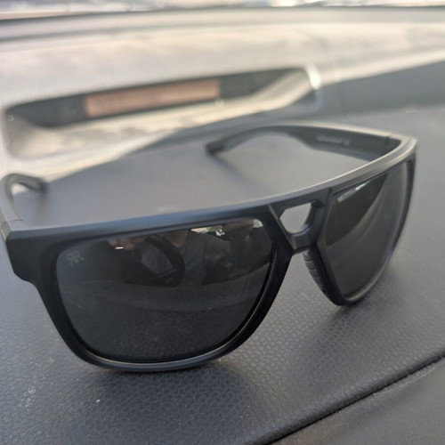 Red Raven Maverick Unisex Sunglasses with Black Frame and Silver Mirror Lens new