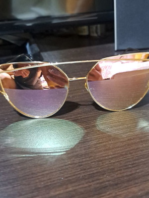 Mirror Sunglasses with Pink Gold Lenses and Gold Metal Frame like new