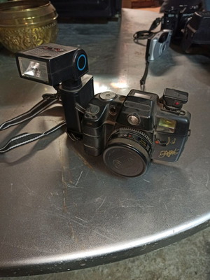 Φωτογραφική μηχανή ρετρό μεταχειρισμένη, διακοσμητική