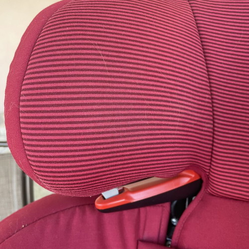 Maxi Cosi Rodifix car seat red like new with Isofix bases
