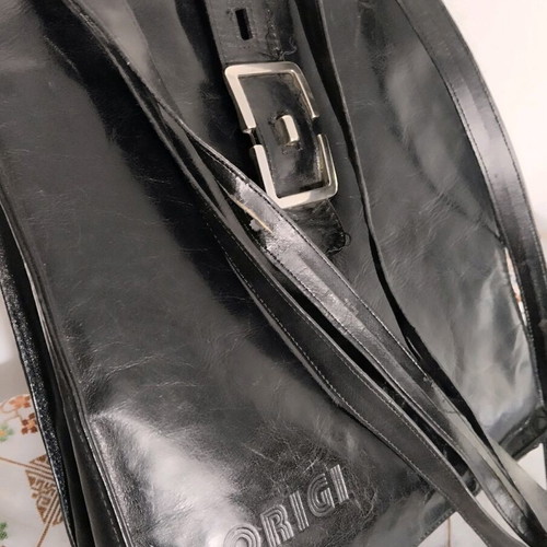 Leather vintage shoulder bag like new, black