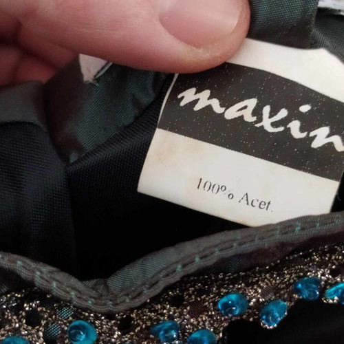 Maxin top used, size large