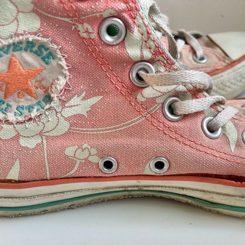 Converse boots used with flower design, multicolor, size 37