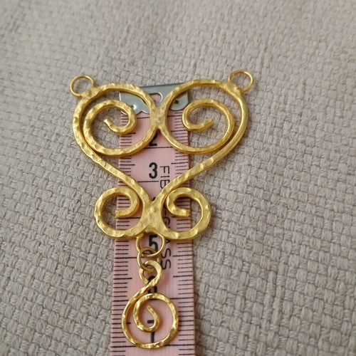 Vintage Ancient Greek Hammered Pendant Gold Plated New