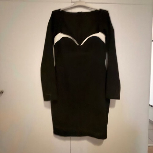 Black and white dress medium with long sleeves like new