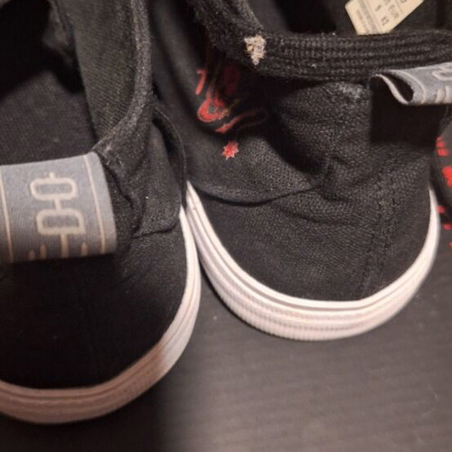 Akedo× Stranger Things Signature High Top Sneakers like new, black, size 42