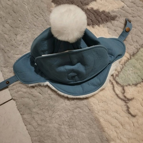 Children's hat new with tag