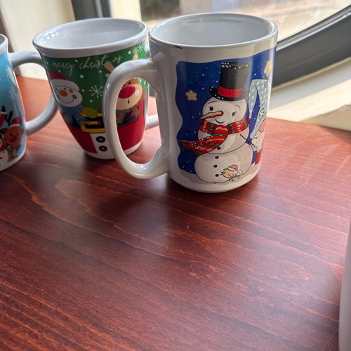 Christmas mugs like new, set of 4 pieces