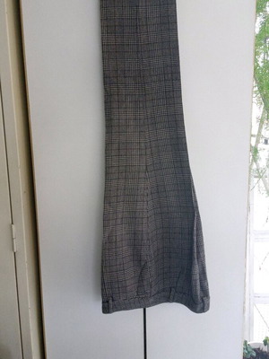 Wool plaid women's pants like new, size L, black and gray