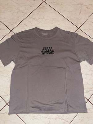 Classic T-shirt Pull & Bear size M like new, gray and beige