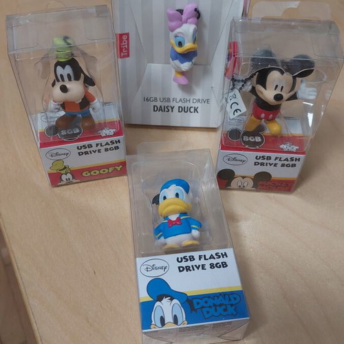 Disney Tribe 3D USB Flash Drives new, mint edition, 4 pcs