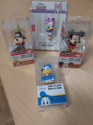 Disney Tribe 3D USB Flash Drives new, mint edition, 4 pcs