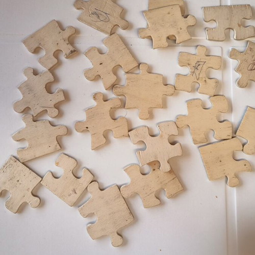 Vintage wooden children's puzzle like new with farm animals