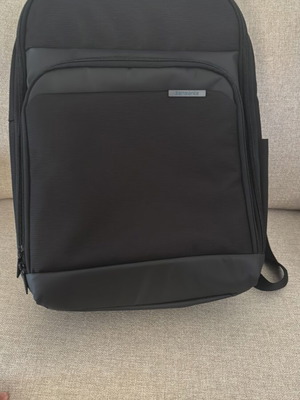 Samsonite Mysight laptop backpack 15.6 with USB port like new, black
