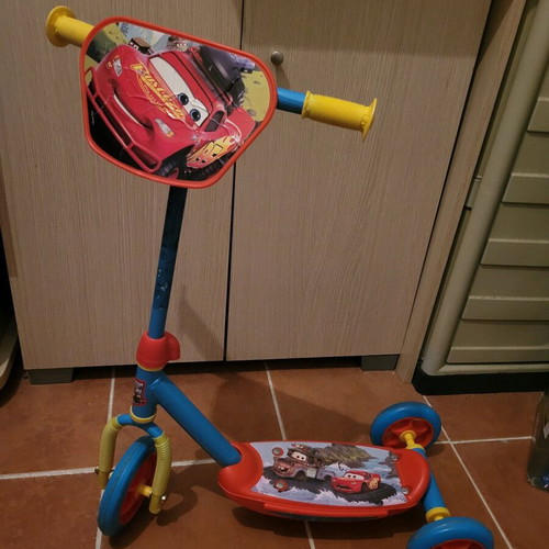 Cars scooter