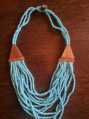 Κολιε καλοκαιρινο με τυρκουαζ πετρες