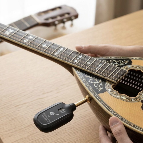 Wireless transmitter and receiver set for guitar and bouzouki