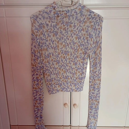 Zara pointelle top like new, thin knitted multicolor