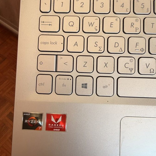 Asus Vivobook 15 laptop with AMD Ryzen, 8GB RAM, 256GB SSD