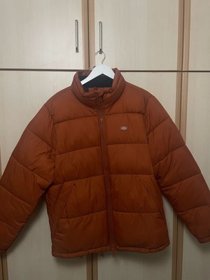 Dickies puffer jacket like new, brown and orange, size XL