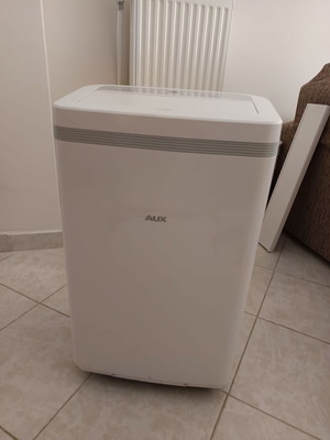 AUX AM-09B5B4 9,000 BTU portable air conditioner, like new