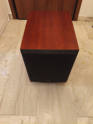 Koda Active Subwoofer 150W Like New, 10" Speaker, Wood Finish