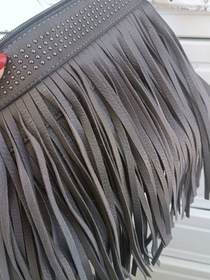 Messenger bag woman grey with fringes with defect on bottom edge