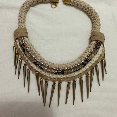 Various jewelry used, all together, in very good condition