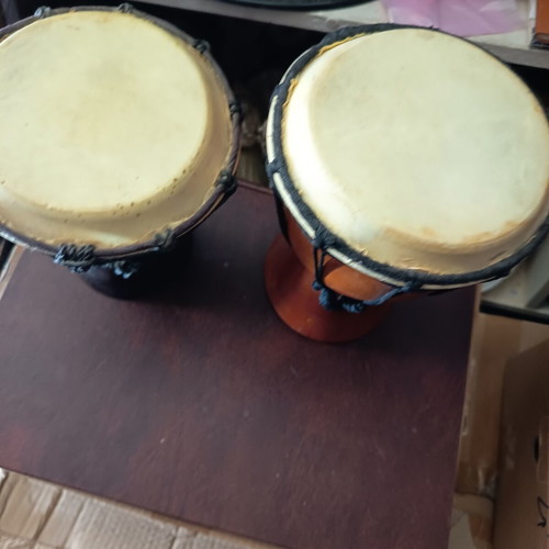 Doumbeks like new, set of 2 wooden percussion drums