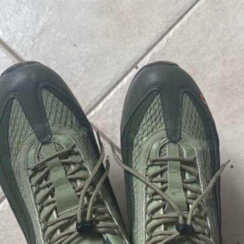 Corteiz Shoes Like New, Size 45, Green