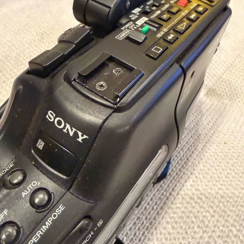 Sony Handycam CCD-F455E Video8 used vintage analog camcorder