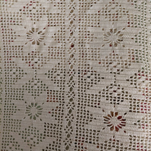 Handmade vintage quilt cotton, new, ecru with crochet pattern