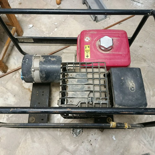 Honda EC 3600 Gasoline Generator like new