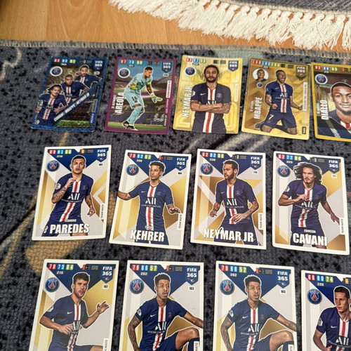 Adrenalyn XL Paris Saint Germain cards used