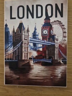 Wooden decorative sign London like new