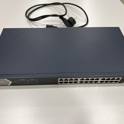 Hikvision DS-3E1526P-SI Gigabit Switch like new