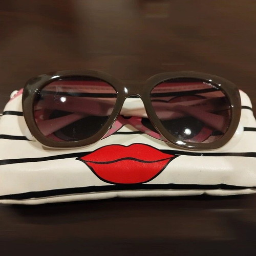 Marabu cat-eye sunglasses like new, brown with white arms