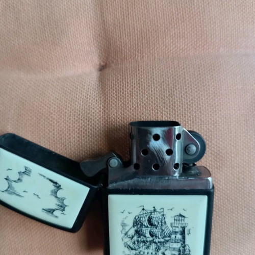 Zippo windproof lighter like new with ship design vintage