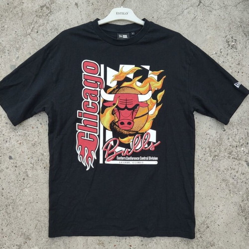 New Era NBA Chicago Bulls T-shirt like new, size S oversized