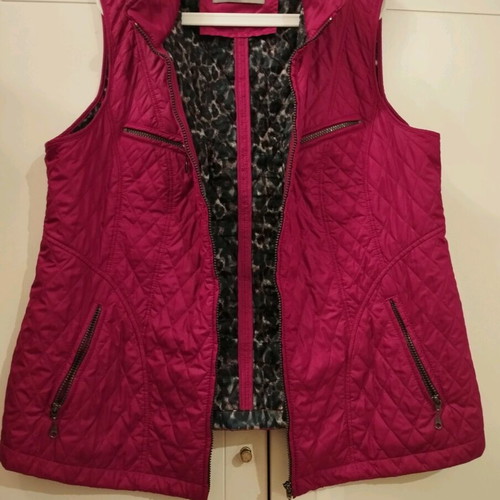Gelco women's waterproof vest size 50, like new, red