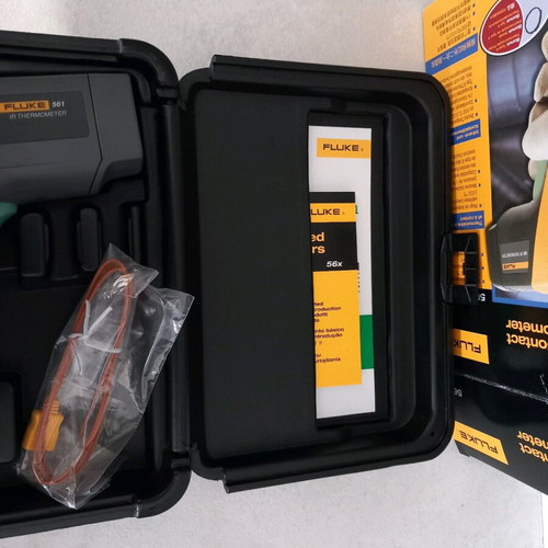 Fluke-561 infrared thermometer and probe new with K-Type probe