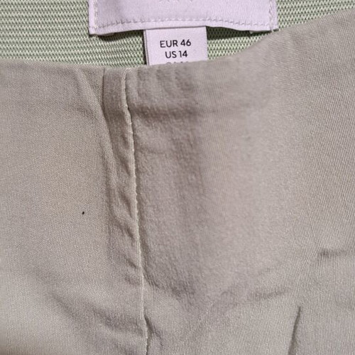 H&M Pistachio Pants size 46 like new with ankle zipper