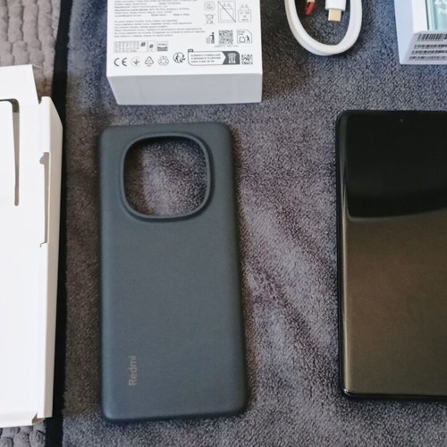 Xiaomi Redmi Note 14 Pro+ 5G Dual SIM smartphone, 8GB RAM, 256GB, black