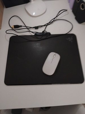 Laptop stand used with USB cable