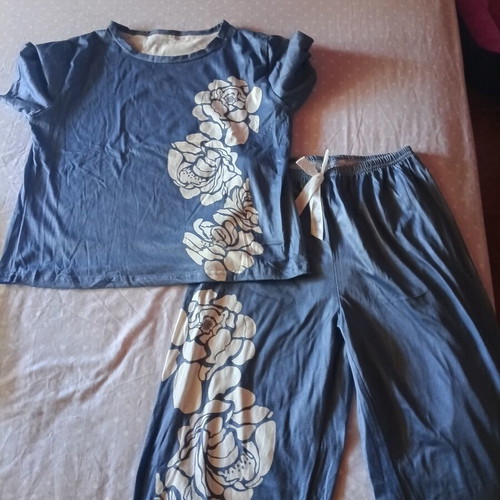 Women's blue pajama set new, size small
