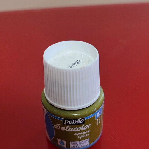 Shoe paint with wear resistance