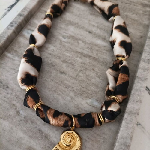 Bandana necklace with animal print new, multicolor