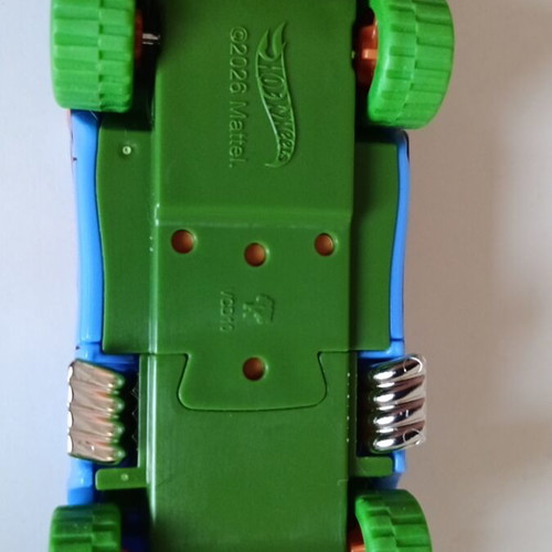 Hot Wheels toy car from Kindermaxi Surprise like new