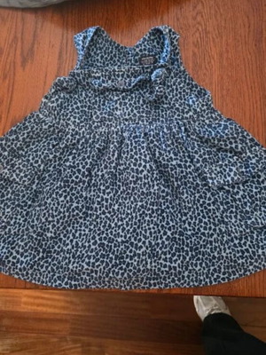 Baby dress with animal print used, size 18–24 months