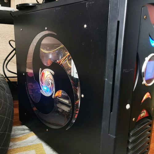Complete PC set Windows 10 used with 4GB RAM and Turbo X 19.5" monitor